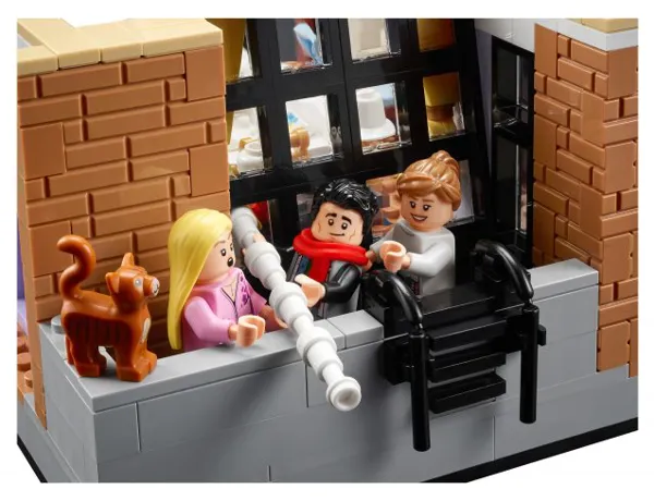LEGO Creator Expert 10292 Friends Apartments Y9JDM 18 640X489