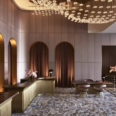 Hotelchadstone Reception 3